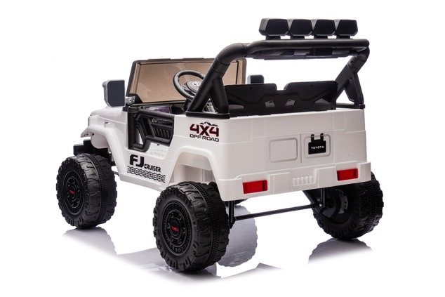 Elektrické autíčko Toyota FJ Cruiser XXL s pohonom 4x4, licencované (Dvojmiestne), biele,