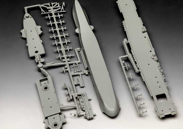 Kit modello in plastica nave 05824 - USS Enterprise (1:1200)