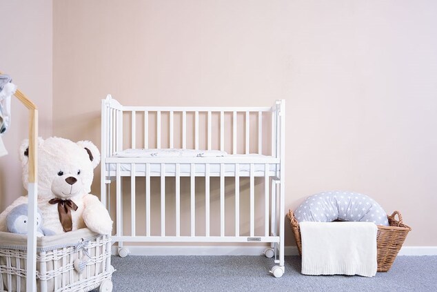 Gyermek kikötői kiságy New Baby MATEO 90x40 cm fehér