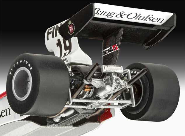 Plastic ModelKit auto 07739 - Surtees TS16/03 (1:32)