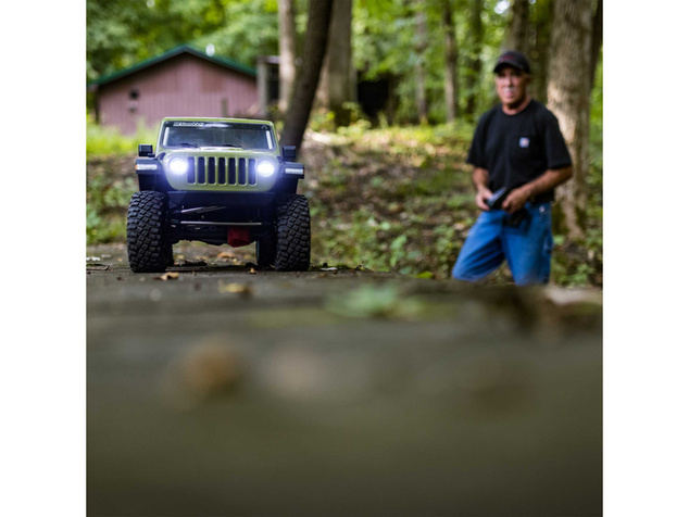 Axial SCX6 Jeep JLU Wrangler 1:6 4WD RTR strieborný