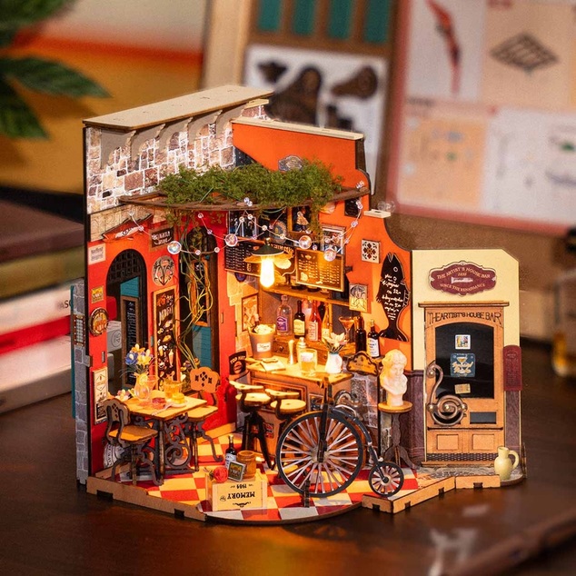 RoboTime Miniatúra domčeka Bar a bistro Cheers