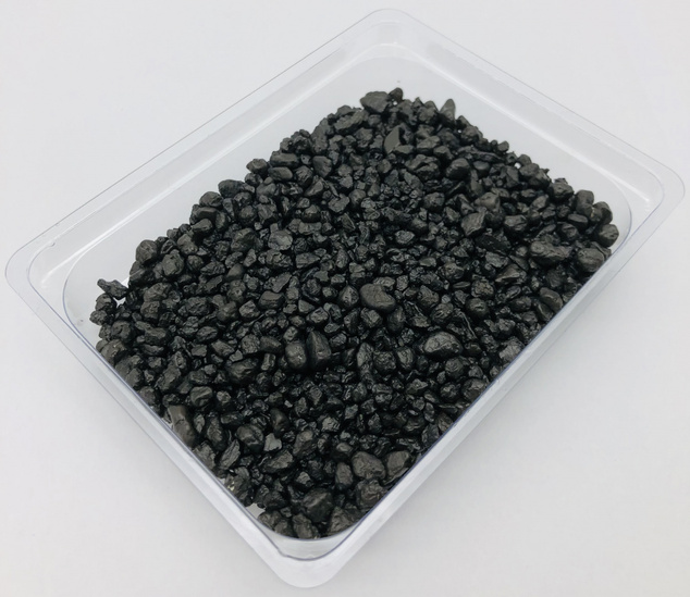 Akváriový piesok čierny 2-4 mm 3 kg