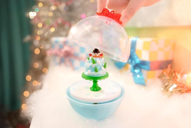 MGA's Miniverse Make It Mini Holiday 2025