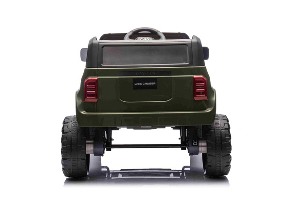 Elektrické autíčko Toyota Landcruiser 12V, vojenské zelené, široké jednomiestne sedadlo, 2