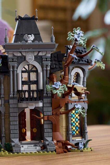 LEGO® Icons 11383 Residenza del Sindaco