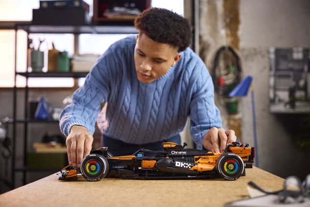 LEGO® Technic 42228 Auto McLaren MCL39 F1®