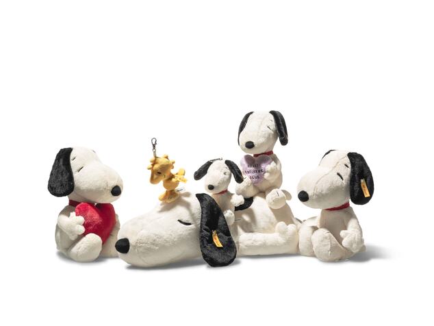 STEIFF Friends Snoopy Love, white plyšová hračka