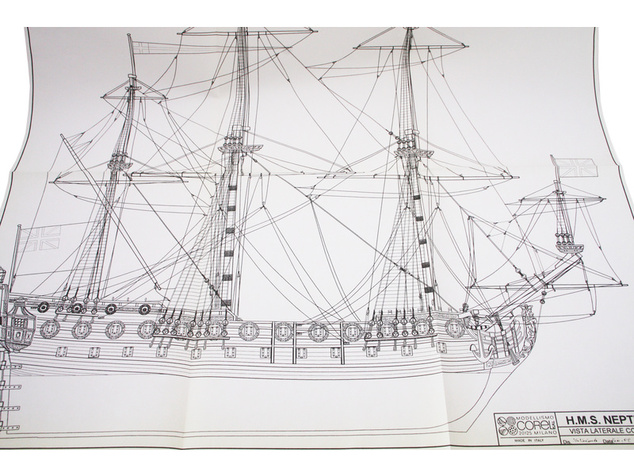 COREL HMS Neptune 1:90 kit