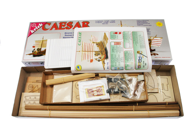 Mantua Model Caesar 1:30 kit