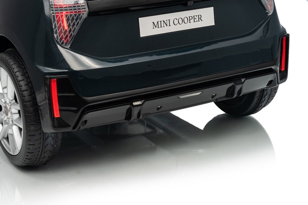 Elektrické autíčko BMW Mini Cooper 12V, čierne, USB Vstup s Bluetooth pripojením na MP3 Pr