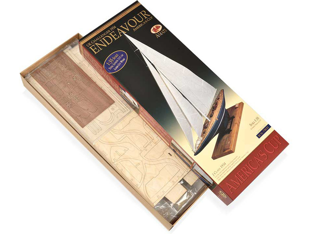 AMATI Endeavour plachetnica 1934 1:35 kit