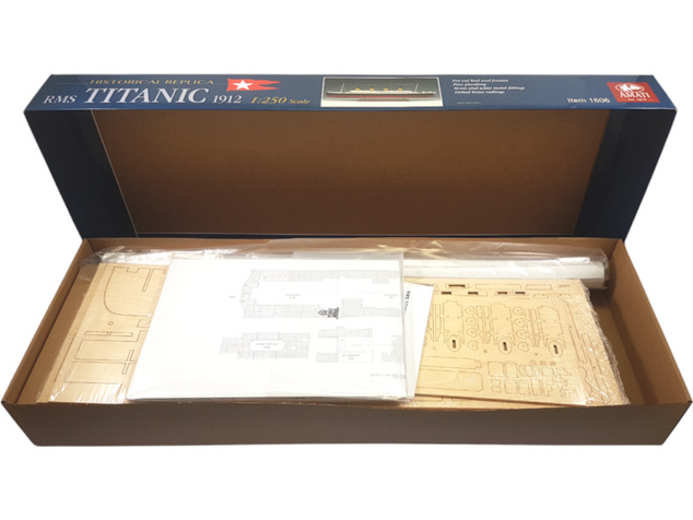 AMATI R.M.S. Titanic 1:250 kit (verzia 2025)