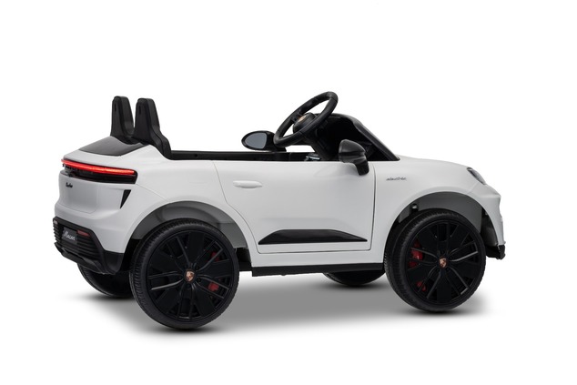 Elektrické autíčko Porsche Macan 12V s pohonom zadných kolies a licenciou (Jednomiestne),
