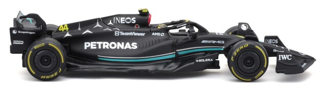 Bburago 1:24 RACE Formel F1 MODELLBAUSATZ - Mercedes-AMG F1 W14 E (2023) #44 Lewis Hamilton