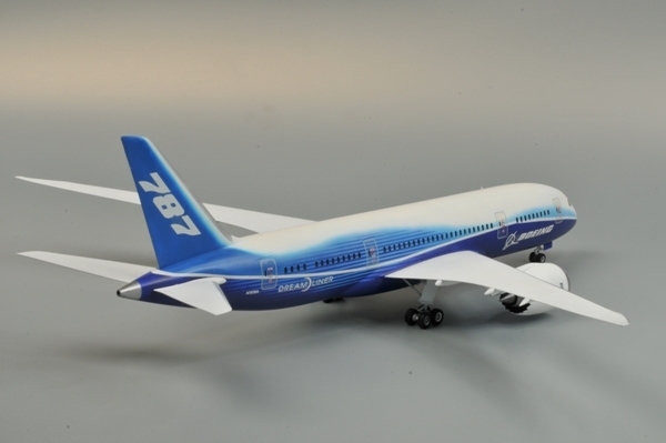 Model Kit letadlo 7008 - Boeing 787-8 Dreamliner (1:144)
