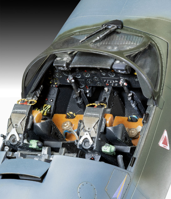 Plastic ModelKit aereo 03786 - Hawker Hunter T.7/T.7A (1:32)
