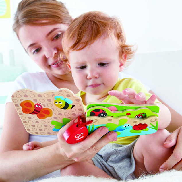 Hape Baby knižka Chrobáčiky