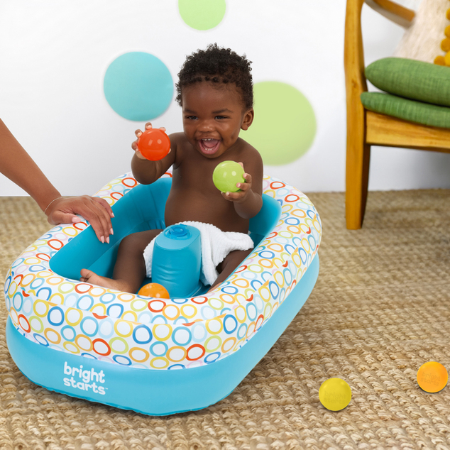 BRIGHT STARTS Kadica i bazen s lopticama Bathe &amp; Giggle™ 2 u 1, 6m+