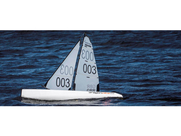 Dragon Flite 95 plachetnica RTR