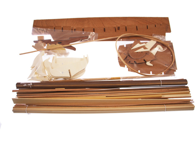 COREL Flying Fish 1860 1:50 kit