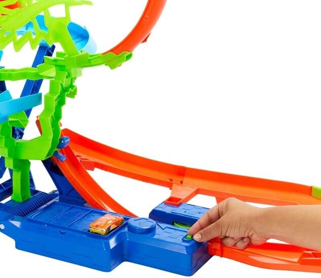 Mattel Hot Wheels Stunt Trucks zrážka vo vzduchu Dráha