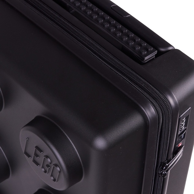 LEGO Luggage Signature 20" Expandable - Čierny