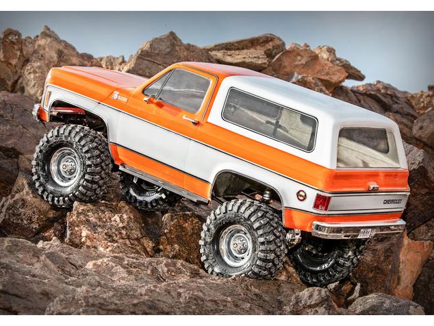 Traxxas TRX-4 Chevrolet K5 Blazer 1979 1:10 RTR čierna