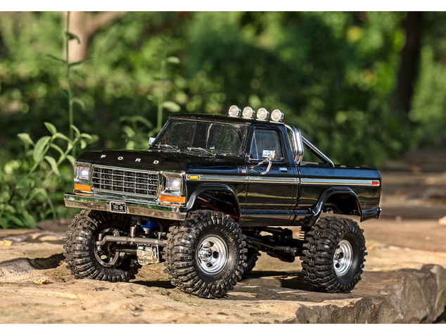 Traxxas TRX-4M Ford F-150 1979 1:18 RTR hnedý