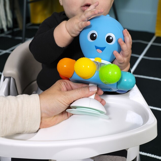 BABY EINSTEIN Opus Spin &amp; Sea™ 3 m+ érzékelő polip játék tapadókoronggal