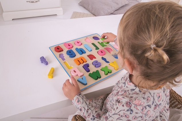Bigjigs Baby Drevené puzzle Abeceda malé písmená