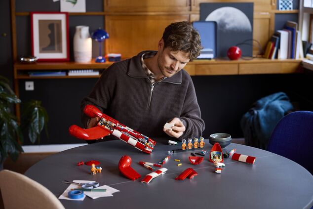 LEGO® Ideas 21367 Tintin®: Raketa na Mesiac