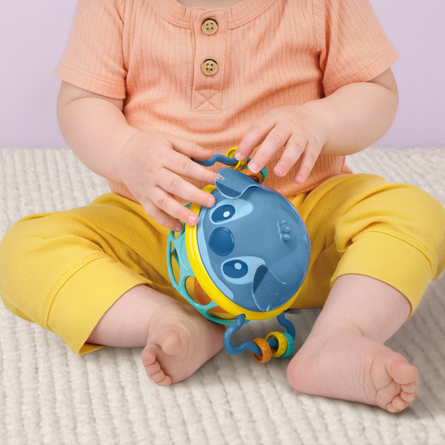 BRIGHT STARTS Zvečka senzorička Stitch Jingle &amp; Shake™, 0m+