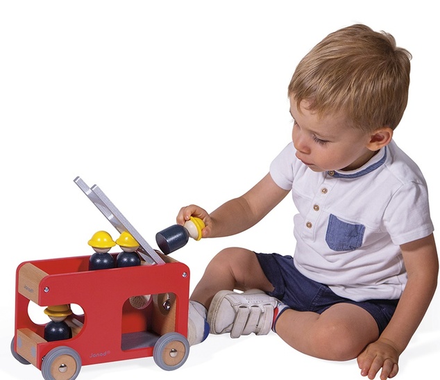 Janod Drevené požiarnicke auto Bolid