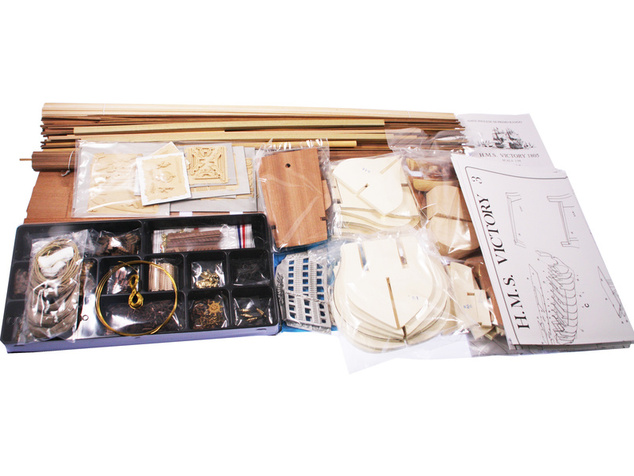 COREL HMS Victory 1765 1:98 kit