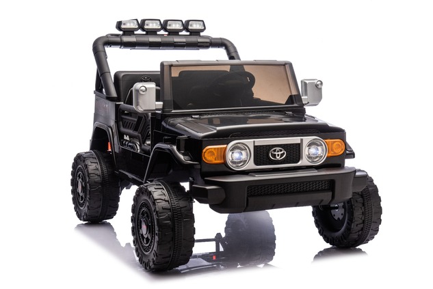 Elektrické autíčko Toyota FJ Cruiser XXL s pohonom 4x4, licencované (Dvojmiestne), čierne,