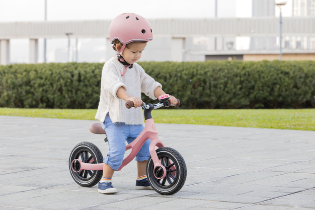 Globber odrážadlo GO BIKE ELITE AIR- PASTEL PINK