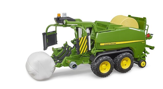 Bruder 02032 John Deere vysokotlakový baliaci lis C441R