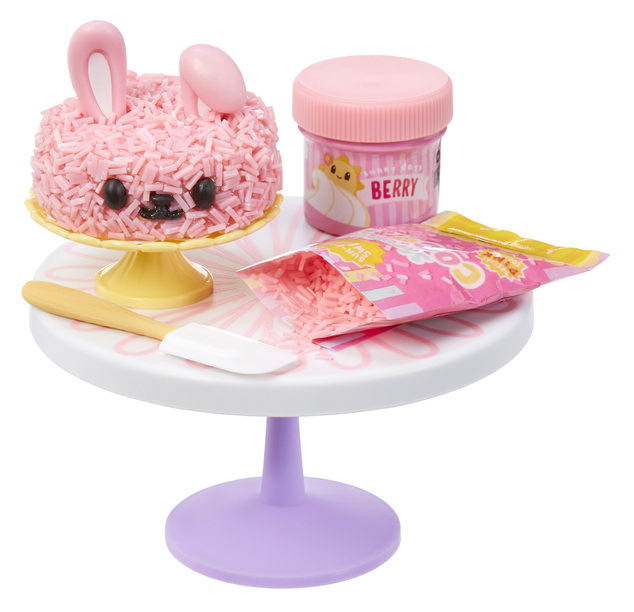 MGA's Miniverse Make It Mini Spring Figure