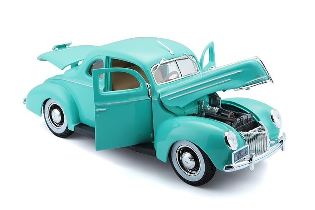 Maisto - 1939 Ford Deluxe Coupe, zelený, 1:18