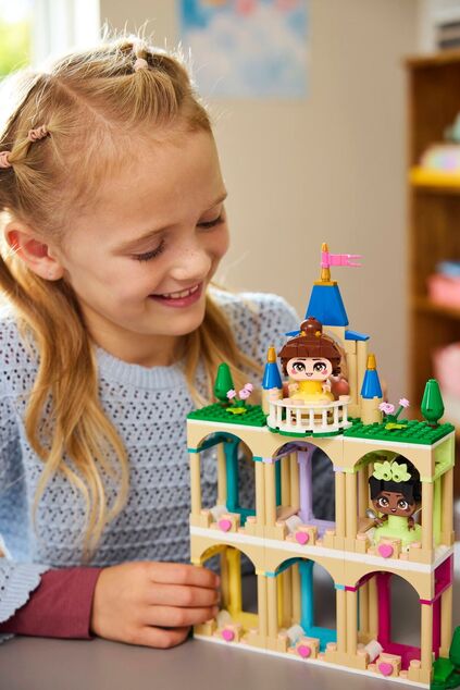 LEGO® Disney™ 43291 Mini Bella a Tiana s hradom