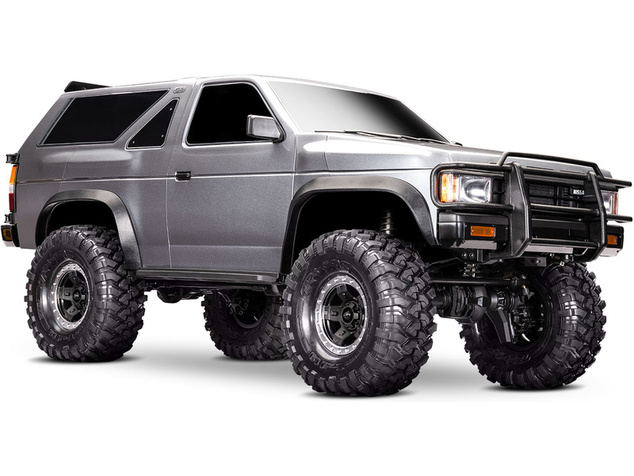 Traxxas TRX-4 Nissan Pathfinder 1988 1:10 RTR strieborný