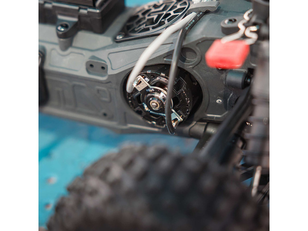 Arrma Fury Mega 550 1:10 RTR modrá