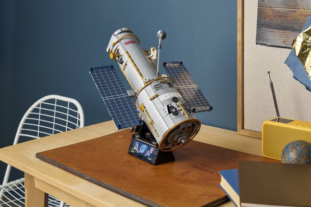 LEGO® Icons 11382 Hubbleův vesmírný dalekohled