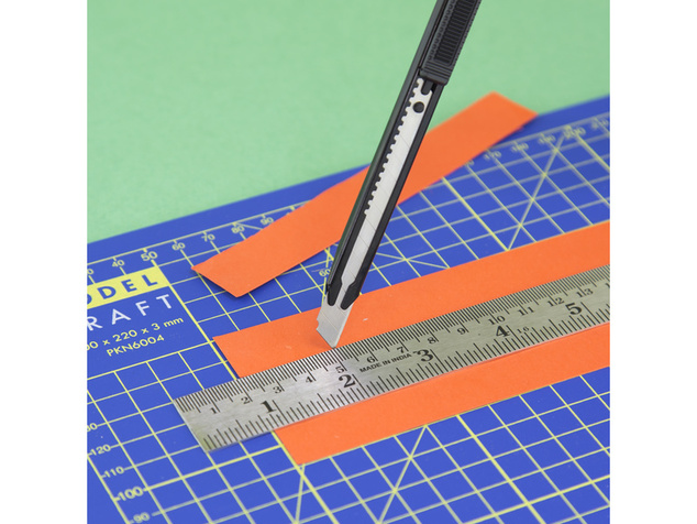 Modelcraft zalamovací nôž úzky s 10 čepeľami 9 x 0.3 mm