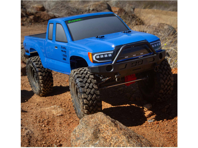 Axial SCX10 III Base Camp 4WD 1:10 RTR sivý