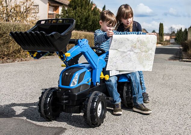 Rollytoys Šilapací traktor Farmtrac NH s predným nakladačom