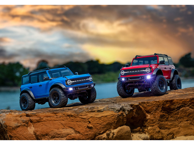 Traxxas TRX-4M Ford Bronco 2021 1:18 RTR biely