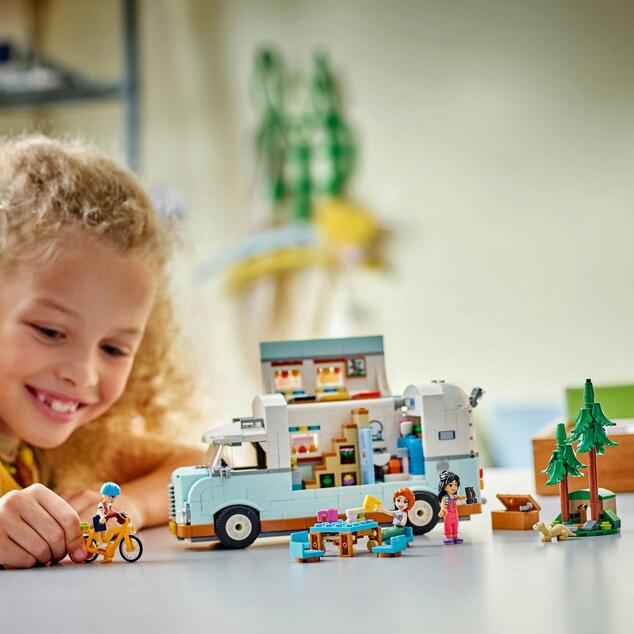 LEGO® Friends 42663 Avventura con il camper dell'amicizia