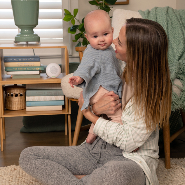 INGENUITY Predvajalnik glasbe Pock-a-Bye Baby™ 6m+